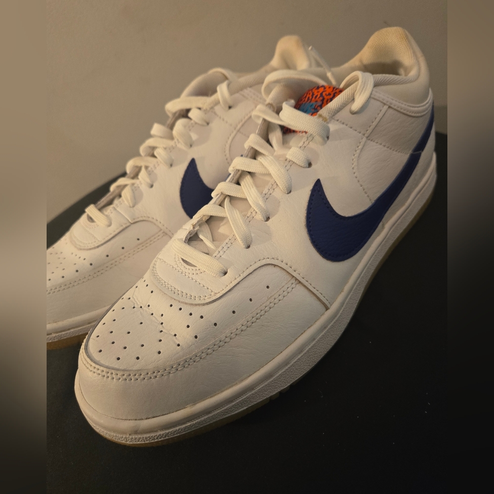 Nike Sky Force 3/4 Size 10.5